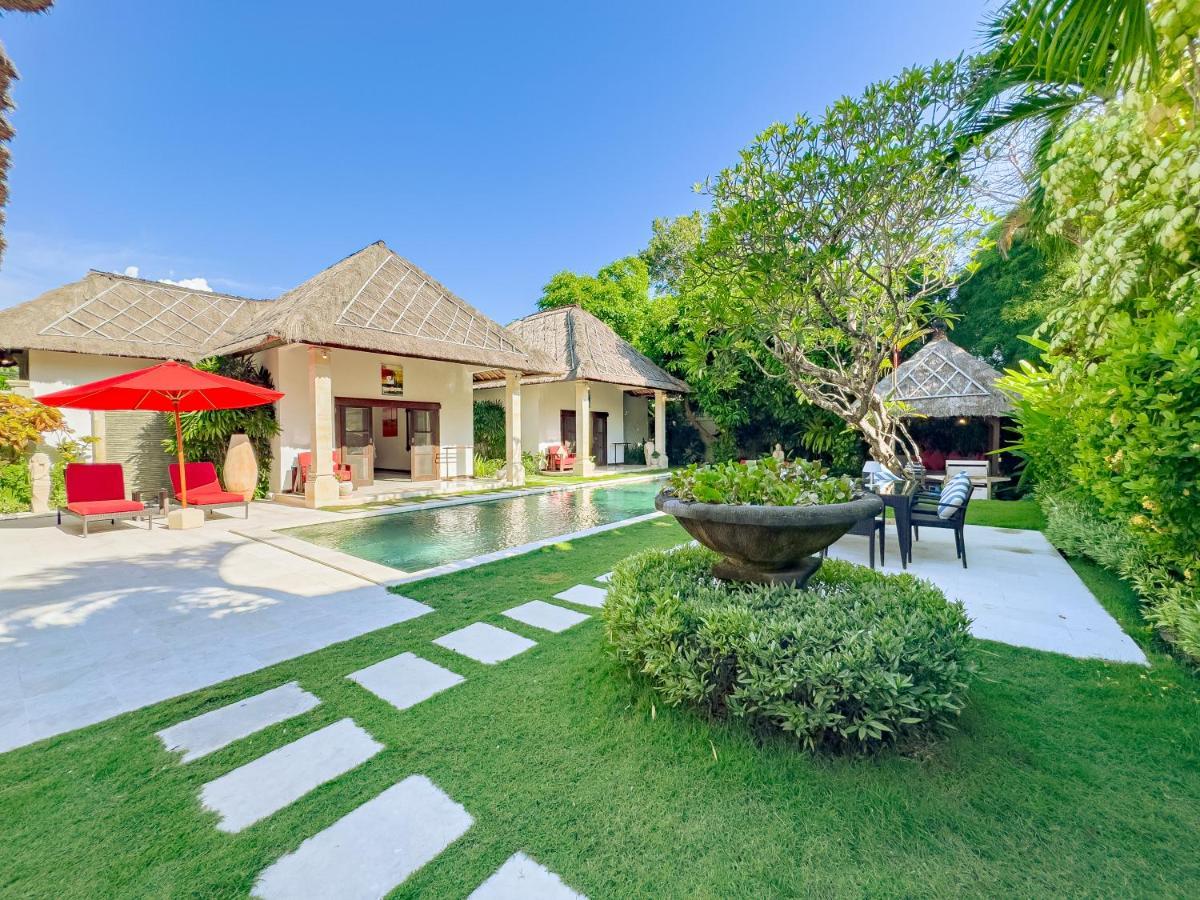Villa Bugis Abimanyu Seminyak Extérieur photo