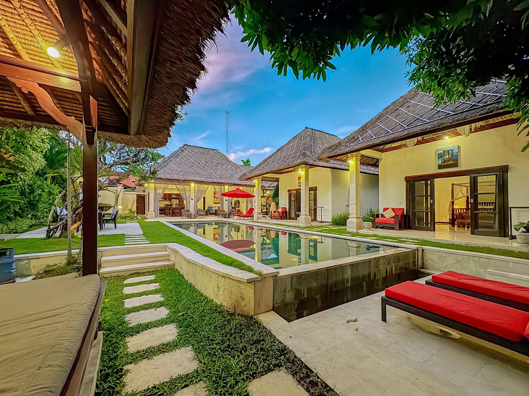 Villa Bugis Abimanyu Seminyak Chambre photo